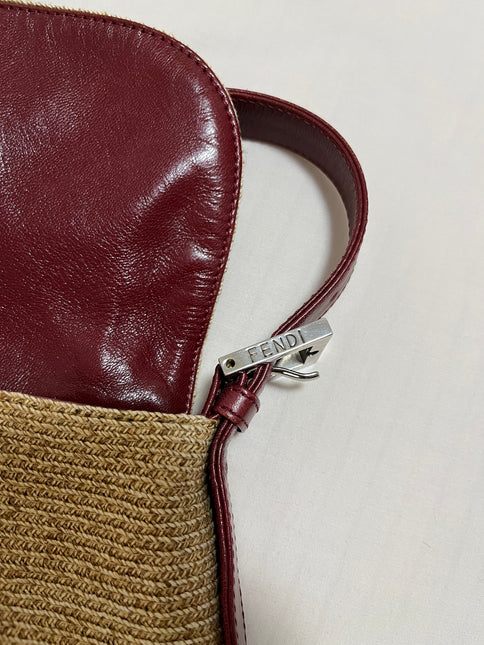 Sold Fendi Baguette Straw Raffia bag with leather lining