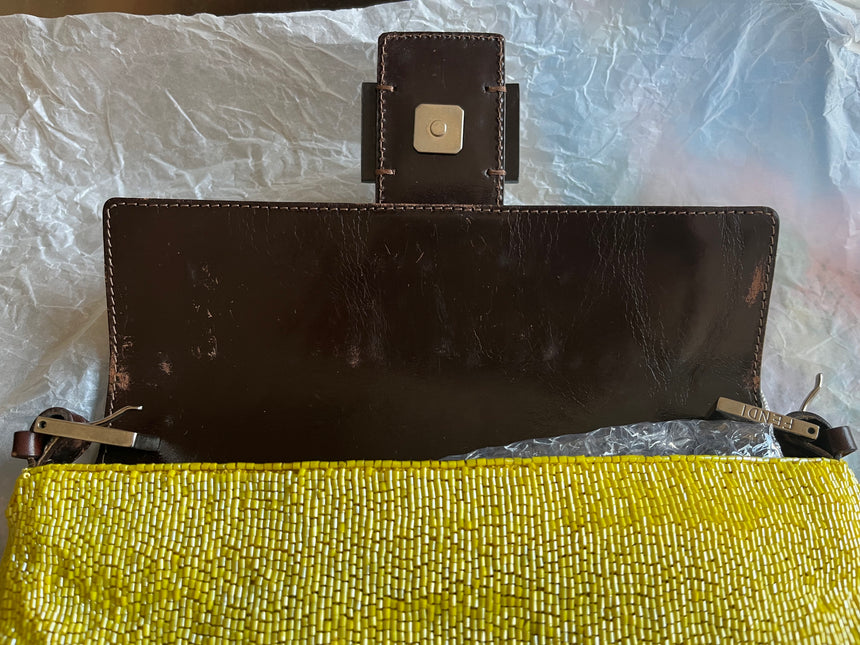Fendi baguette yellow glitter beads shoulder bag opening