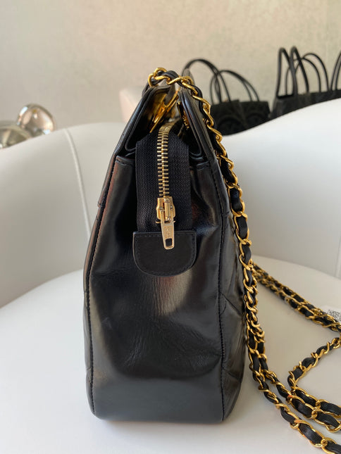 Chanel Matelasse Chain Shoulder Women's Leather Shoulder Bag Black