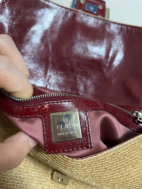 Sold Fendi Baguette Straw Raffia bag with leather lining