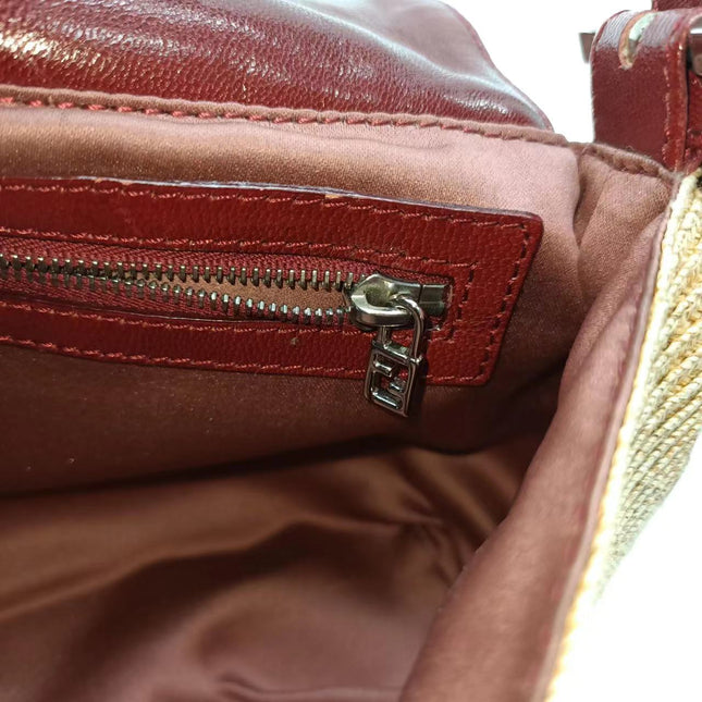 Sold Fendi Baguette Straw Raffia bag with leather lining