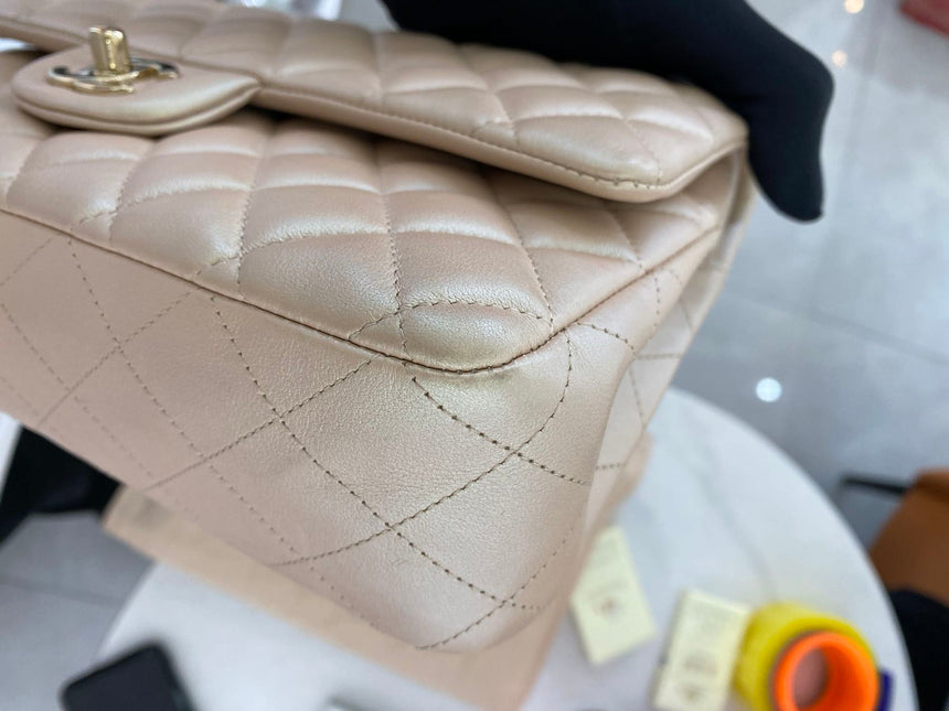 Sold Chanel Timeless/ Classic Flap Medium Gold