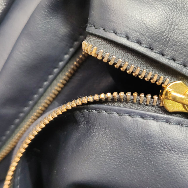 Bottega Veneta Hop Large Leather Navy Hobo Bag 55cm