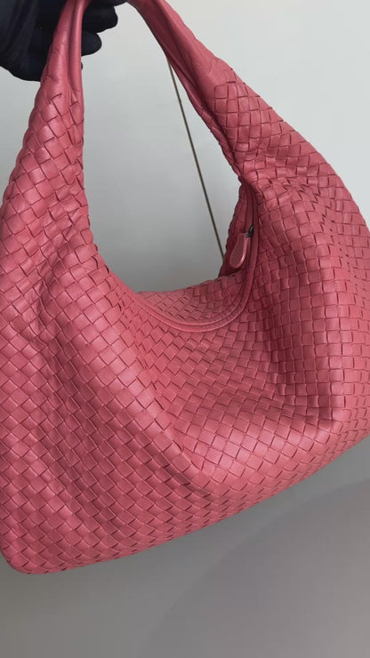 Bottega Veneta Veneta Hobo Medium Coral Intrecciato Leather Bag 47cm