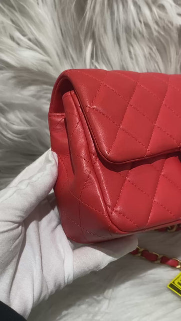 Chanel Classic Flap Mini 2019 Red Lambskin Leather Gold Hardware