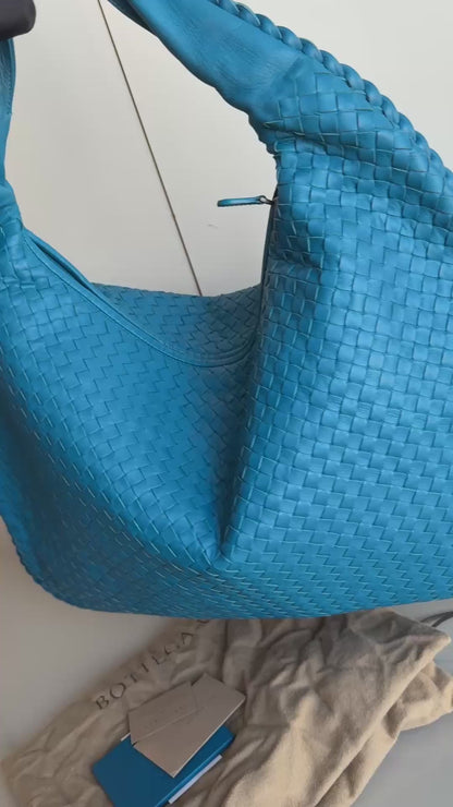 Bottega Veneta Veneta Hobo Maxi Blue Intrecciato Leather 52cm