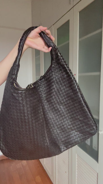 Sold Bottega Veneta Hobo Bag Large Chocolate Brown Lambskin leather 51cm