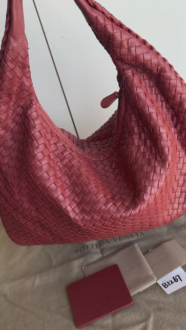 Sold Bottega Veneta Veneta Hobo Medium Brick Red Intrecciato Leather Bag 47cm