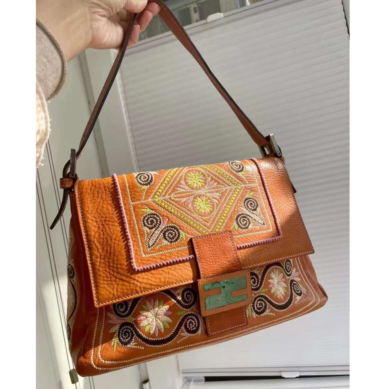Sold Fendi Mamma Baguette Brown leather with embroidery