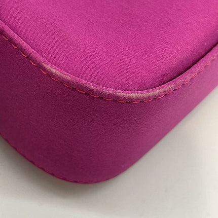 Sold FENDI Baguette Pink Silk with Large Crystals
