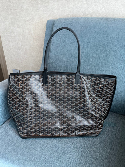 Sold Goyard Anjou Tote GM black leather reversible